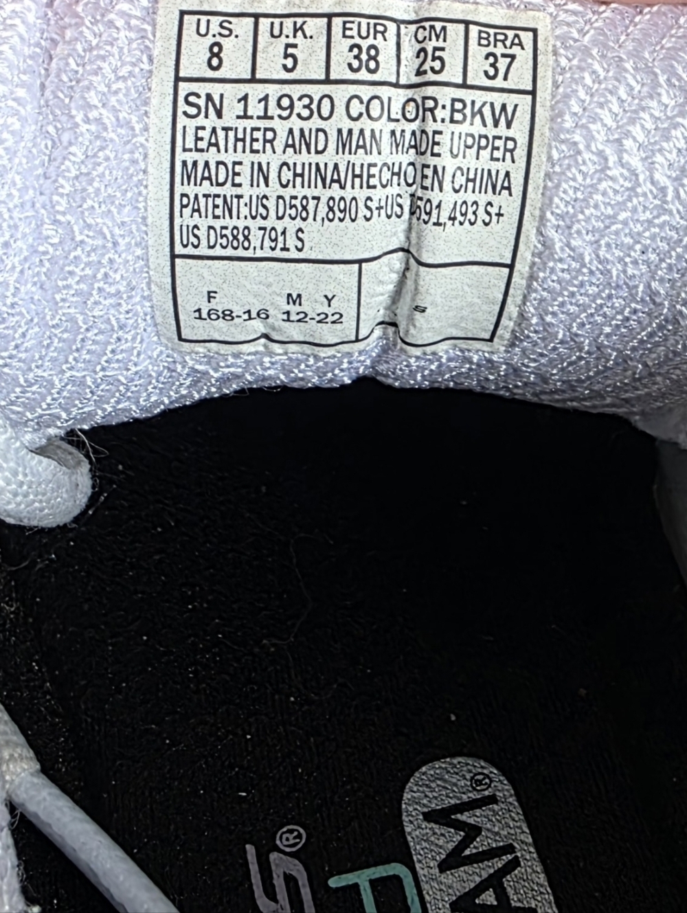 Skechers D'Lites Biggest Fan Sneakers - Black/White - Women’s Size 8 Like New - Picture 9 of 9